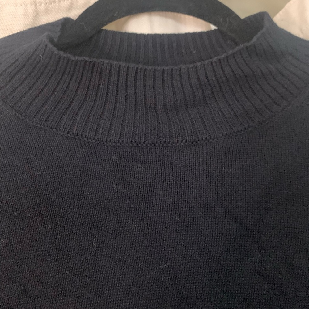 Old Navy Black Knit Pullover - Picture 5 of 7